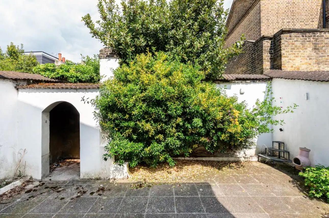 Lovely 3-Bed 20 Minutes To Central London Exterior foto